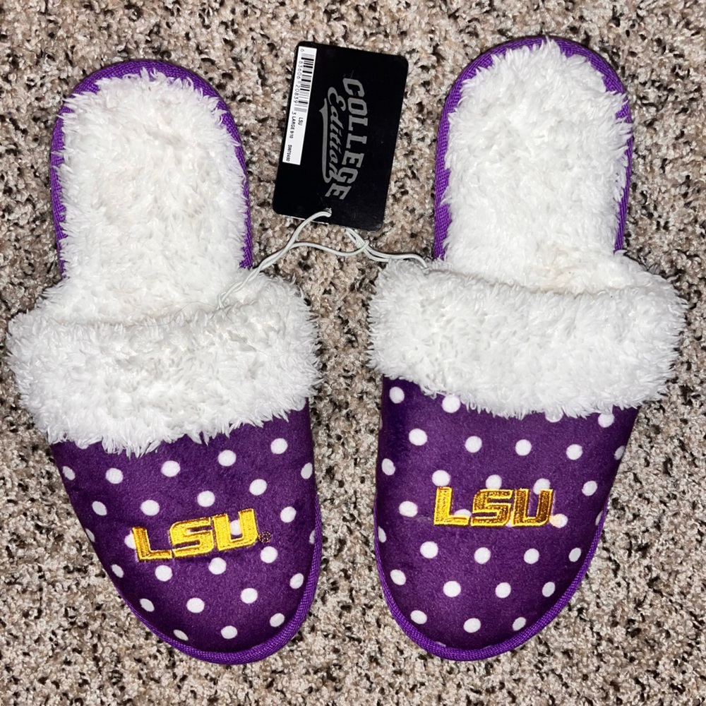 LSU College Edition NWT Women's Large 9-10 polka-dot cozy & fuzzy home slippers
